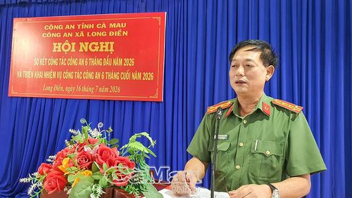  Đại tá Nguyễn Phúc Cường, Phó Giám đốc Công an tỉnh Cà Mau phát biểu tại hội nghị.