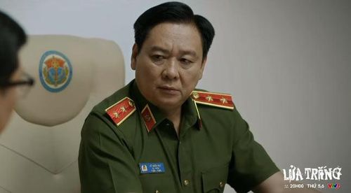 Đội chuyên án họp với cấp trên về xác định danh tính trùm băng đảng Santana. Ảnh VTV
