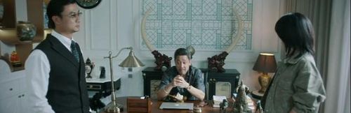 Mai xin Lão Công cho được thâm nhập vào địa bàn hoạt động của băng đảng Santana. Ảnh VTV