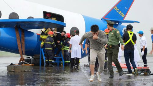 Theo Cảng HKQT Nội Bài, cuộc diễn tập nhằm kiểm tra, đánh giá khả năng phối hợp giữa các lực lượng, rèn luyện kỹ năng xử lý tình huống và tiếp tục hoàn thiện phương án khẩn nguy, chữa cháy, cứu nạn cứu hộ tại sân bay.
