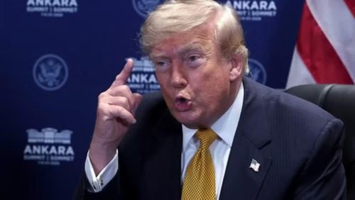Trong khi đó, Tổng thống Donald Trump tiếp tục thể hiện lập trường cứng rắn nhưng vẫn để ngỏ khả năng đàm phán. Phát biểu tại Hội nghị Quốc phòng và Đổi mới Pennsylvania ngày 15/7, ông cho rằng Iran đang chịu áp lực rất lớn.