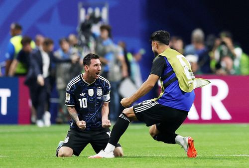  Ở tuổi 39, Lionel Messi không còn thống trị bằng tốc độ, mà bằng khả năng đọc trận đấu và tạo khác biệt ở những thời khắc quyết định. 