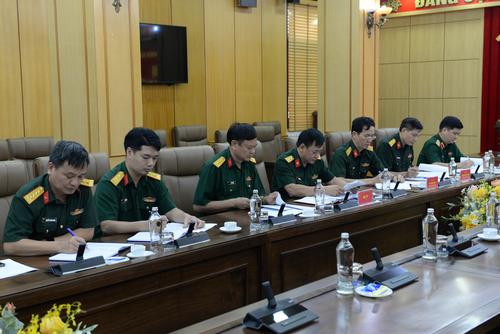 Các đại biểu dự hội nghị.
