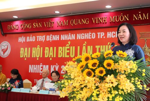  Đồng chí Trương Thị Bích Hạnh phát biểu tại Đại hội. Ảnh: CẨM TUYẾT 