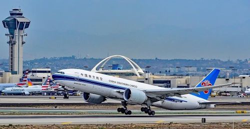 China Southern Airlines vừa được phê duyệt kế hoạch huy động tối đa 15 tỷ Nhân dân tệ thông qua phát hành cổ phiếu. Ảnh: Aviation A2Z.