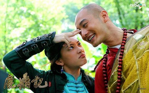 Không chỉ sở hữu ngoại hình nổi bật, A Kha còn có tính cách mạnh mẽ, cứng cỏi và không dễ khuất phục. 