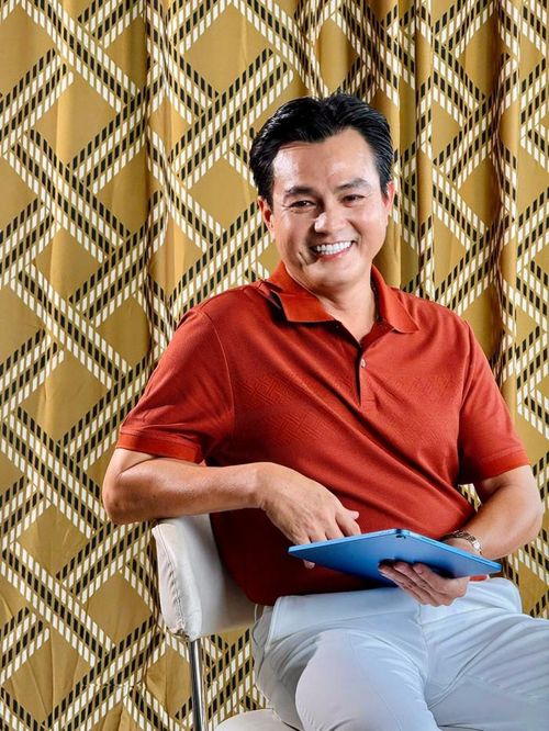 Sau nhiều năm được mệnh danh là "ông hoàng phim truyền hình", Cao Minh Đạt vẫn là gương mặt được nhiều đạo diễn tin tưởng với những vai diễn giàu chiều sâu. Ảnh: FBNV.