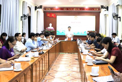 Đồng chí Mùa A Vảng, Ủy viên dự khuyết Ban Chấp hành Trung ương Đảng, Phó Bí thư Tỉnh ủy, Chủ tịch Ủy ban MTTQ Việt Nam tỉnh chủ trì hội nghị.