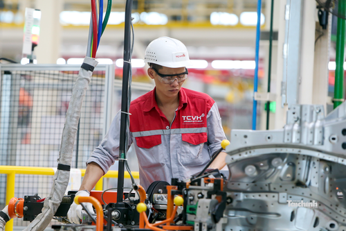 Dây chuyển sản xuất lắp ráp xe hơi tại Nhà máy Skoda Thành Công, Khu công nghiệp Việt Hưng, tỉnh Quảng Ninh. Ảnh: Đức Thanh