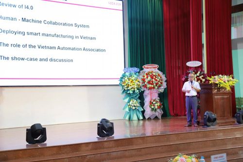Phó Tổng Thư ký Hội Tự động hóa Việt Nam TS. Đỗ Mạnh Cường phát biểu tại diễn đàn