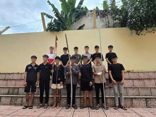 Nhóm trẻ chưa thành niên gây rối trật tự công cộng ở phường Long Khánh