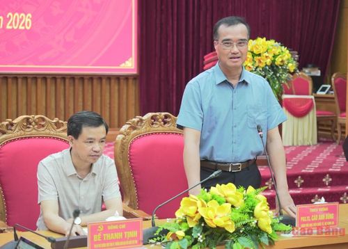 Thiếu tướng, PGS.TS Cao Anh Dũng, Giám đốc Học viện Quốc tế, Bộ Công an phát biểu tại buổi làm việc.