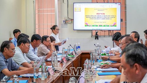 Đại biểu tham dự hội nghị.