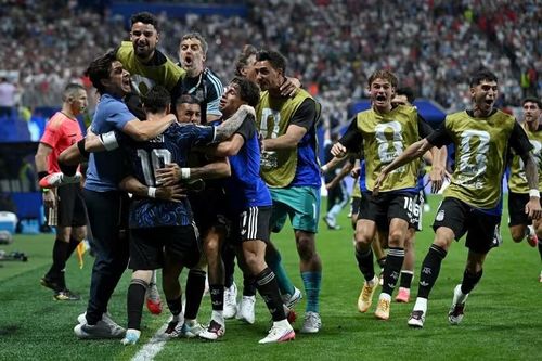 Argentina vào chung kết nhờ bản lĩnh thi đấu dạn dày và sự điều chỉnh kịp thời của Ban huấn luyện. Ảnh: FIFA