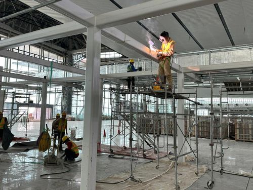 Nhân công tập trung thi công nước rút các hạng mục, sẵn sàng cho ngày sân bay Long Thành khai thác thương mại