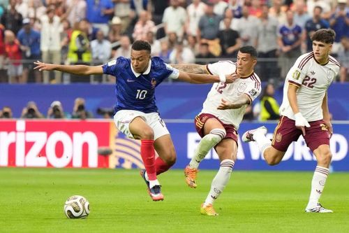 Mbappe đã tịt ngòi trước Tây Ban Nha