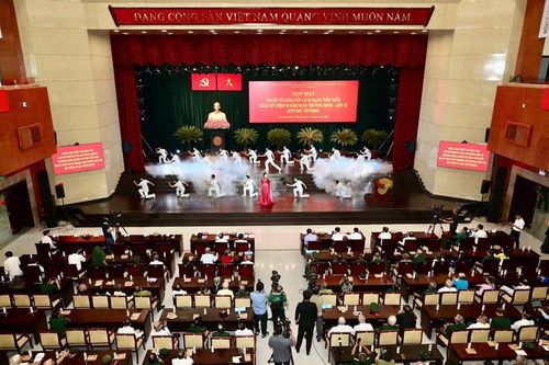 Họp mặt người có công với cách mạng tiêu biểu là một trong những hoạt động của TP Hồ Chí Minh hướng tới kỷ niệm 79 năm Ngày Thương binh - Liệt sĩ. (Ảnh: AX)