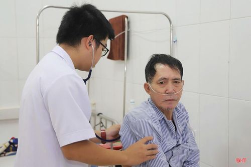 Tại Bệnh viện Đa khoa tỉnh Hà Tĩnh, các bệnh lý hô hấp vẫn chiếm tỷ lệ lớn trong số bệnh nhân nhập viện.