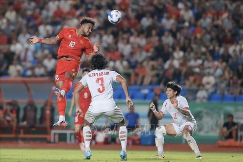 Xuân Son thi đấu xuất sắc và ghi 1 bàn thắng cho đội tuyển Việt Nam.