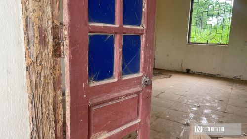 Các công trình khu trung tâm gần như bị bỏ hoang, xuống cấp.