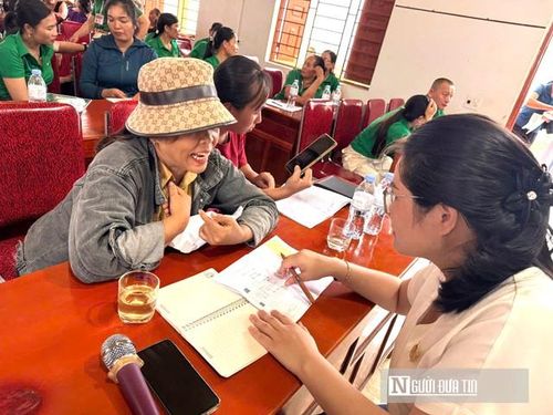 Việc được tư vấn, giải đáp trực tiếp tình huống cụ thể giúp người dân biết được cách để giải quyết các vướng mắc đang gặp.