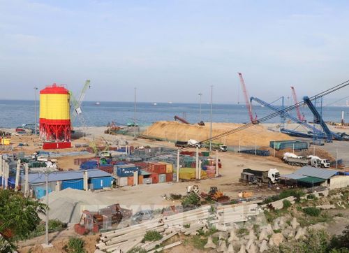 Tập đoàn Trungnam đầu tư phát triển Cảng biển tổng hợp tại xã Cà Ná, tỉnh Khánh Hòa. Ảnh: Công Thử - TTXVN