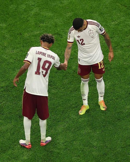 Yamal là ngôi sao mới của Barcelona. Ảnh: FIFA
