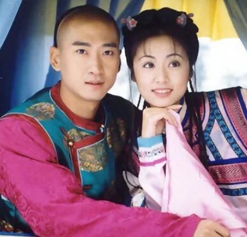 Nhĩ Khang và Hạ Tử Vy được xem là một trong những cặp đôi kinh điển của phim truyền hình Hoa ngữ.