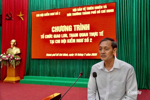 Ông Đặng Văn Khoa, Chủ tịch Hội Bảo vệ Tài nguyên &amp; Môi trường TP.HCM phát biểu tại buổi giao lưu