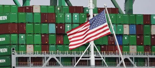 Hiệp định USMCA đã thúc đẩy kim ngạch thương mại hàng năm ở Bắc Mỹ đạt gần 2 nghìn tỷ đô la vào năm 2024. Ảnh: DW.