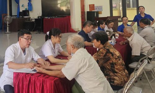  Chương trình kết hợp giữa y học cổ truyền và y học hiện đại trong khám, chẩn đoán bệnh cho các thương, bệnh binh. 