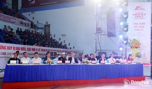 Đại biểu trong nước và quốc tế tham dự lễ khai mạc Giải vô địch Pencak Silat châu Á năm 2026. Ảnh: Thủy Tiên