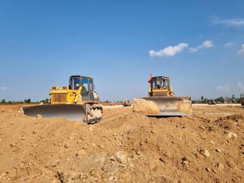 Chủ tịch UBND tỉnh Gia Lai giao cho các Phó chủ tịch UBND tỉnh trực tiếp theo dõi, đôn đốc từng dự án theo lĩnh vực được phân công.