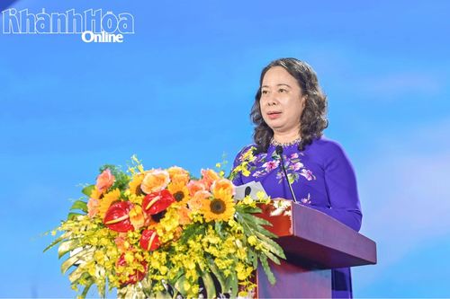 Phó Chủ tịch nước Võ Thị Ánh Xuân phát biểu tại Lễ khai mạc. Ảnh: Báo điện tử tỉnh Khánh Hòa.