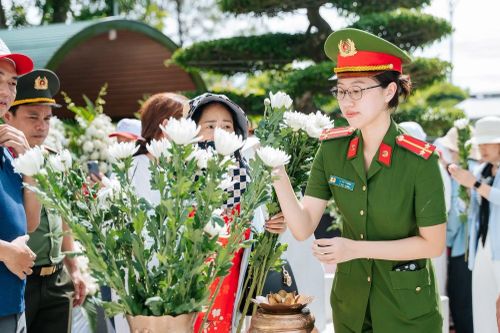 Khu di tích đang trở thành địa chỉ đỏ giáo dục truyền thống và lòng yêu nước cho nhiều thế hệ, trong đó có không ít người trẻ.