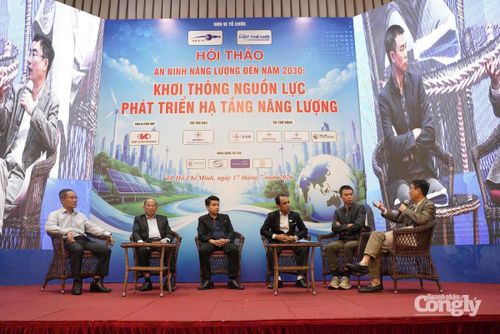 Các đại biểu tham gia thảo luận tại Hội thảo “An ninh năng lượng đến 2030: Khơi thông nguồn lực phát triển hạ tầng năng lượng”.