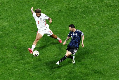 Lionel Messi gọi cuộc hội ngộ với Lamine Yamal ở chung kết World Cup là điều “điên rồ”. Ảnh: Lee Smith/Reuters.
