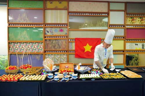 Thành phố Huế giới thiệu những giá trị nổi bật về di sản, văn hóa, ẩm thực và du lịch tại Seoul.