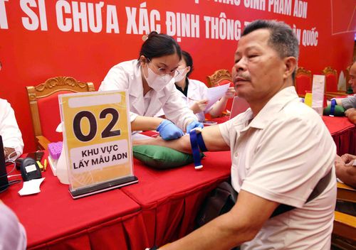 Bộ Công an tổ chức lấy mẫu ADN thân nhân liệt sĩ tại TP Hà Nội