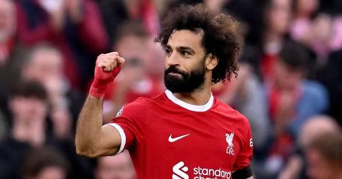 Thế nhưng, sau đó anh chấp nhận hạ mức lương để có thể gia nhập Besiktas. Luật sư của cầu thủ 34 tuổi cũng có mặt tại Istanbul để làm thủ tục chuyển nhượng".