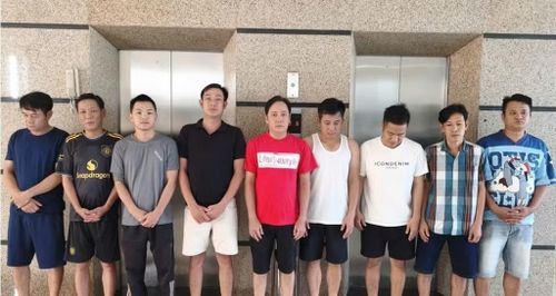 Đối tượng Vũ Văn Phương và các đối tượng trong đường dây.