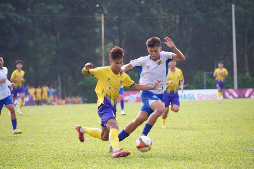 Nhà ĐKVĐ là đội bóng duy nhất toàn thắng sau 2 lượt trận của VCK U17 quốc gia- Cup Rồng Đỏ 2026