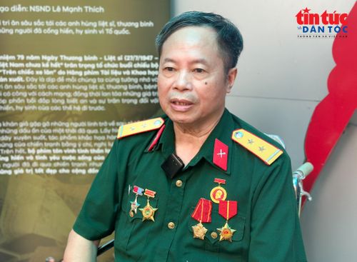 Ông Phạm Hồng Tư chia sẻ những ký ức về nhiệm vụ dò gỡ bom mìn, mở đường và chiến đấu trong những năm tháng chiến tranh ác liệt.