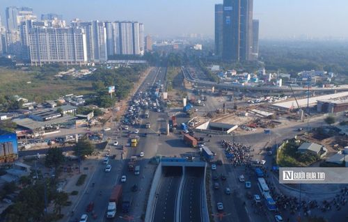 Hai hạng mục tiếp theo sẽ về đích là cầu N4 (đưa vào khai thác vào cuối tháng 7/2026) và cầu N1.1; N1.3 (gói thầu XL12) sẽ thông xe vào cuối tháng 9 tới, tạo hướng lưu thông từ Mai Chí Thọ rẽ trái vào đường dẫn cao tốc Tp.HCM - Long Thành - Dầu Giây.