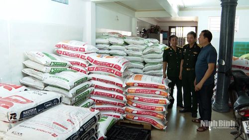 Cửa hàng thuốc thú y, thức ăn chăn nuôi của CCB Nguyễn Ngọc Khanh, thôn 5, xã Hải Tiến