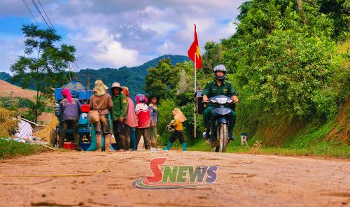 "Tiếng loa biên phòng" của Đồn Biên phòng Mường Lạn mang thông tin đến với người dân.