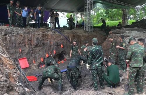 Ông mong mỏi nhiều liệt sĩ được tìm thấy được về với quê hương, gia đình, trong đó cho mẹ ông, liệt sĩ Lê Thị Riêng.