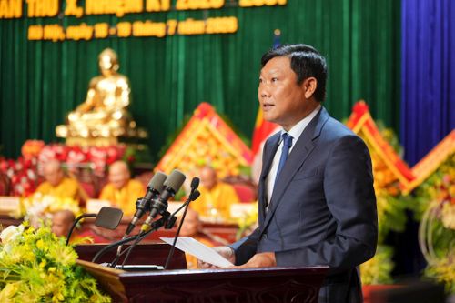 Ủy viên Ban Thường vụ Thành ủy, Phó Chủ tịch UBND thành phố Hà Nội Đỗ Anh Tuấn phát biểu tại Đại hội. Ảnh: PV