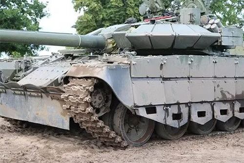 Khi được nâng cấp lên cấp độ T-72BM2, xe tăng T-72B sẽ có thêm hệ thống điều khiển hỏa lực cải tiến, bao gồm kính ngắm đa kênh thế hệ mới với kênh hình ảnh quang học và hồng ngoại, kênh điều khiển tên lửa cũng như thiết bị đo khoảng cách bằng laser.