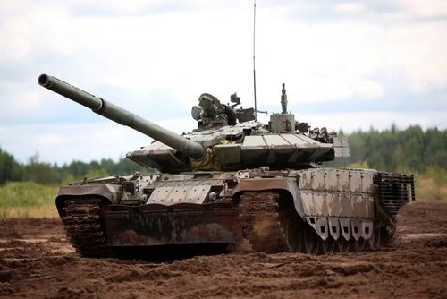 Một đặc điểm khác của chiếc MBT T-72BM2 chính là hệ thống giáp phản ứng nổ (ERA) thế hệ mới. Mặc dù các module ERA có bề ngoài giống với Relikt của Nga, nhưng đây là sản phẩm do Belarus tự phát triển.